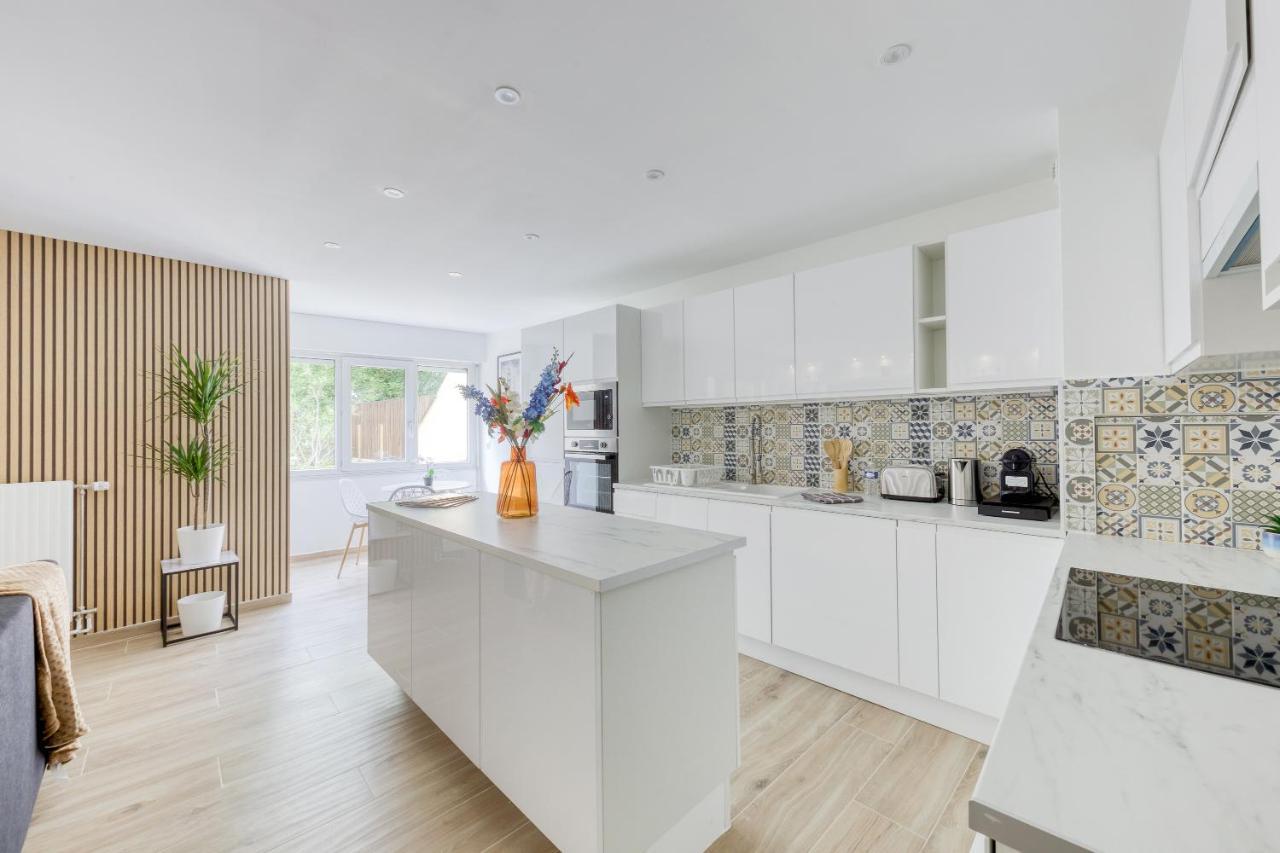 Smart Living - Ideal Amis Et Famille -10 Mn Disneyland - 20 Mn Paris Torcy  Luaran gambar